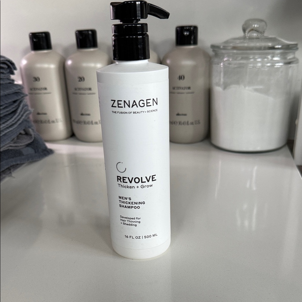 Zenagen Revolve Men's Thickening Shampoo